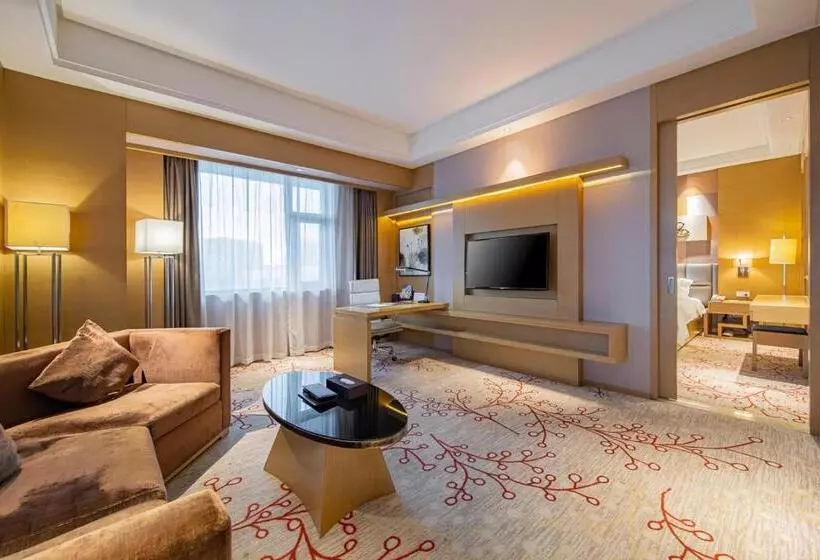 デラックススイート, Movenpick  Enshi