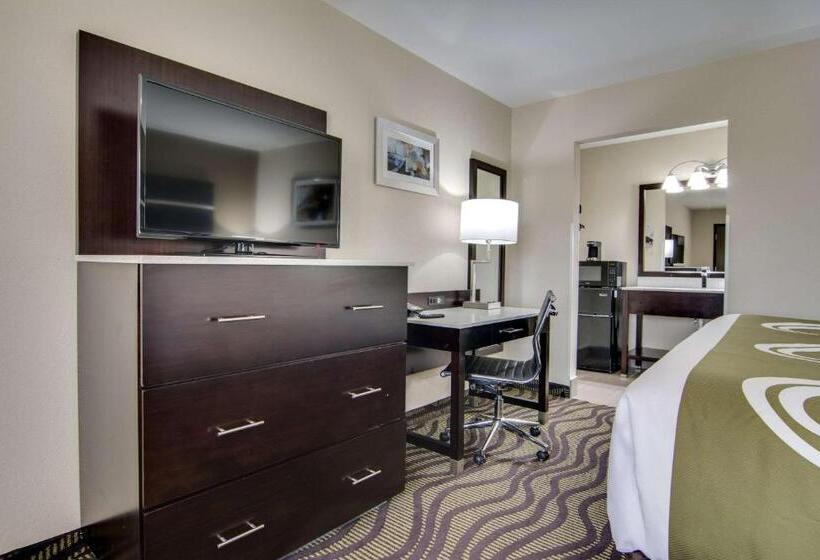 חדר סטנדרט עם מיטת קינג, Quality Inn & Suites Athens University Area