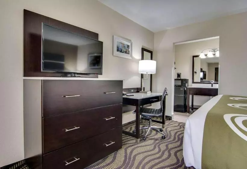 اتاق استاندارد با تخت بزرگ, Quality Inn & Suites Athens University Area