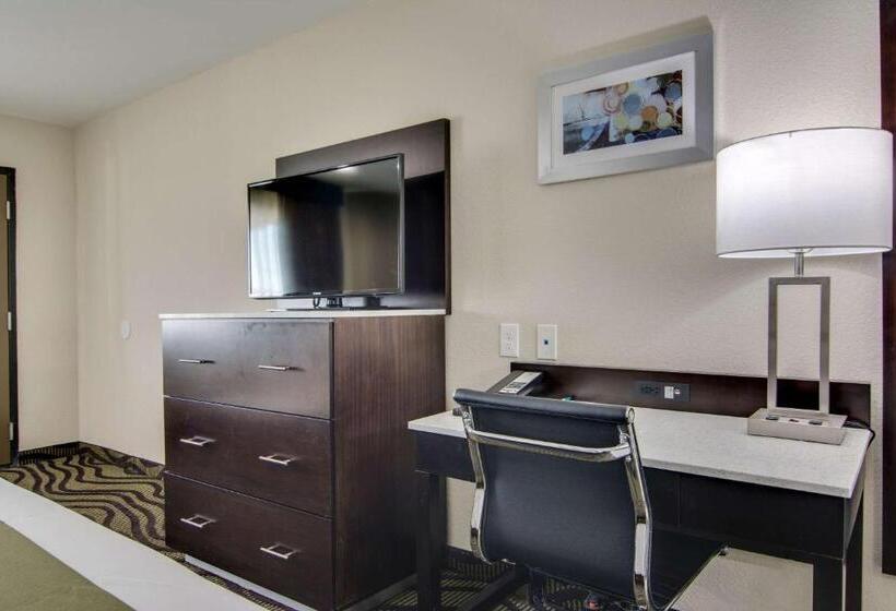 Люкс Кровать Кинг, Quality Inn & Suites Athens University Area