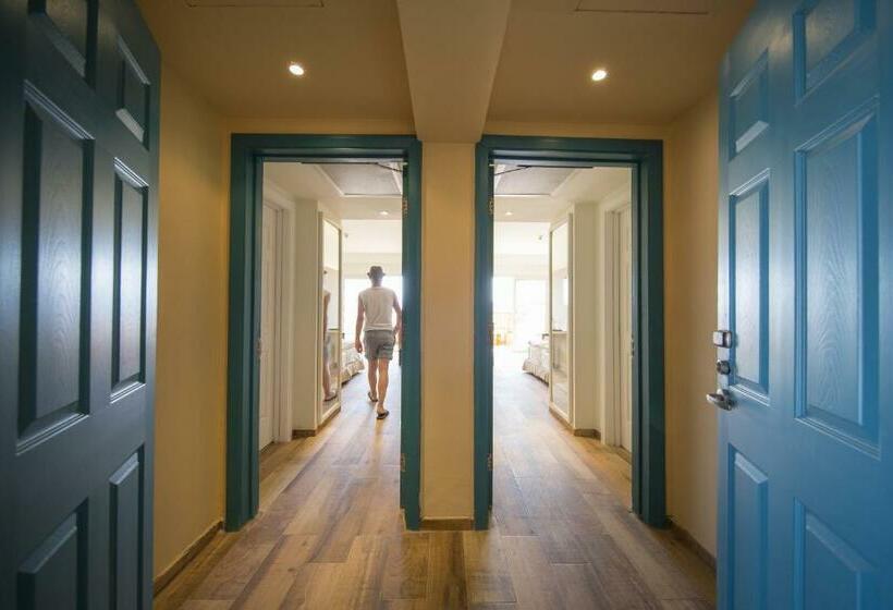 غرفة عائلية, Robinson Soma Bay