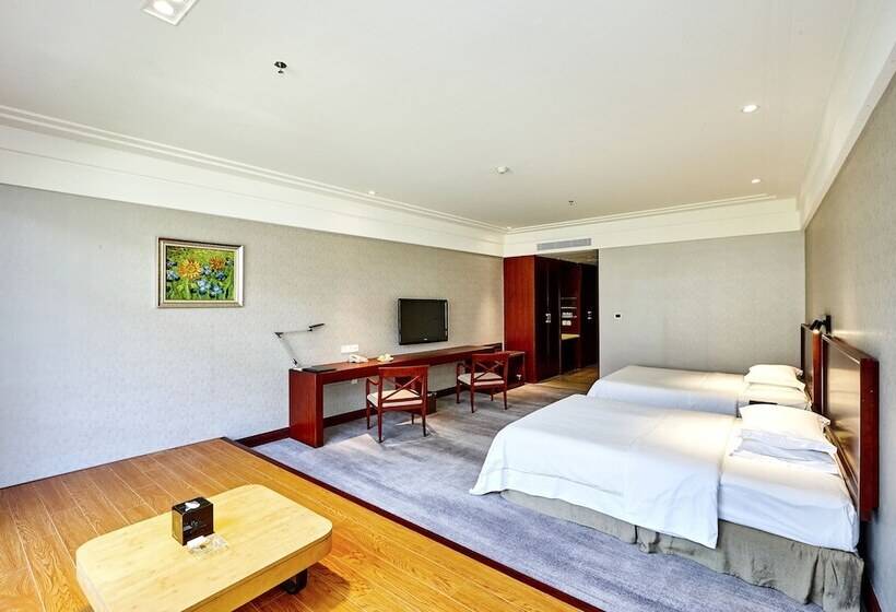 Quarto Familiar, Tongli Lakeview