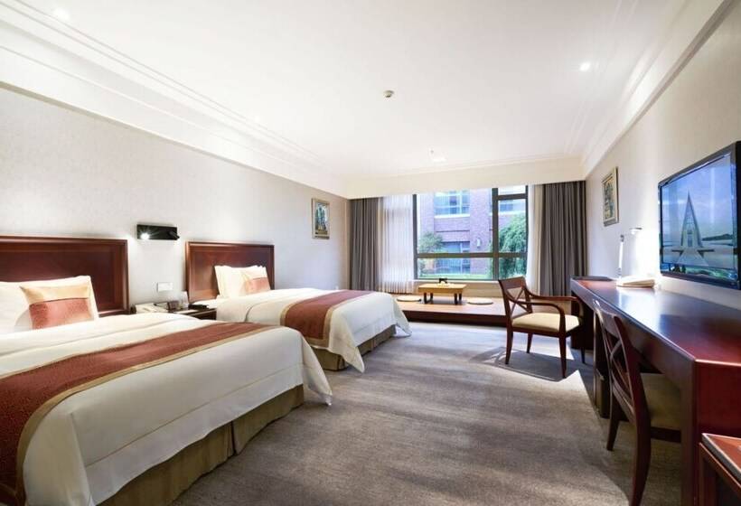 Quarto Familiar, Tongli Lakeview