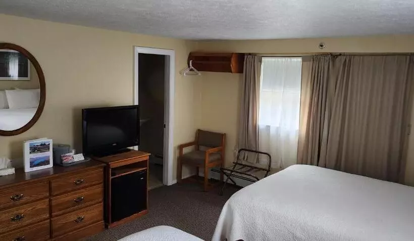 ガーデンビュースタンダードルーム, Wilson Lake Inn