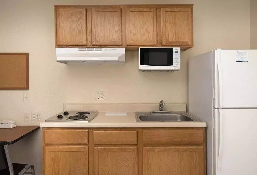 ２ダブルベッドのスタンダードルーム, Woodspring Suites Junction City
