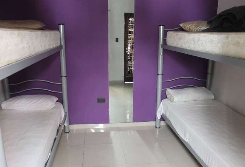 تختخواب در اتاق مشترک, Link Cordoba Hostel
