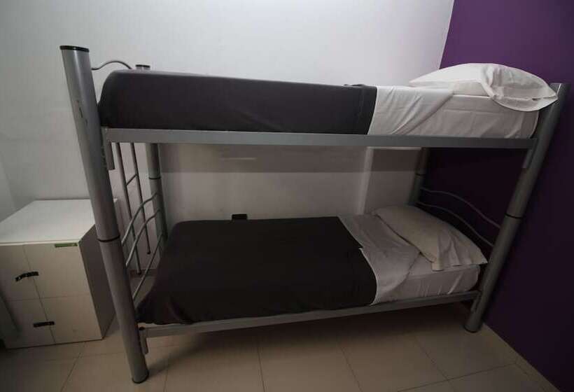 اتاق استاندارد با سرویس بهداشتی مشترک, Link Cordoba Hostel