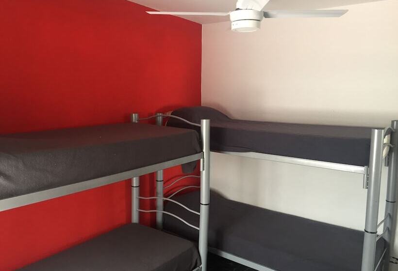 اتاق استاندارد چهار تخته, Link Cordoba Hostel