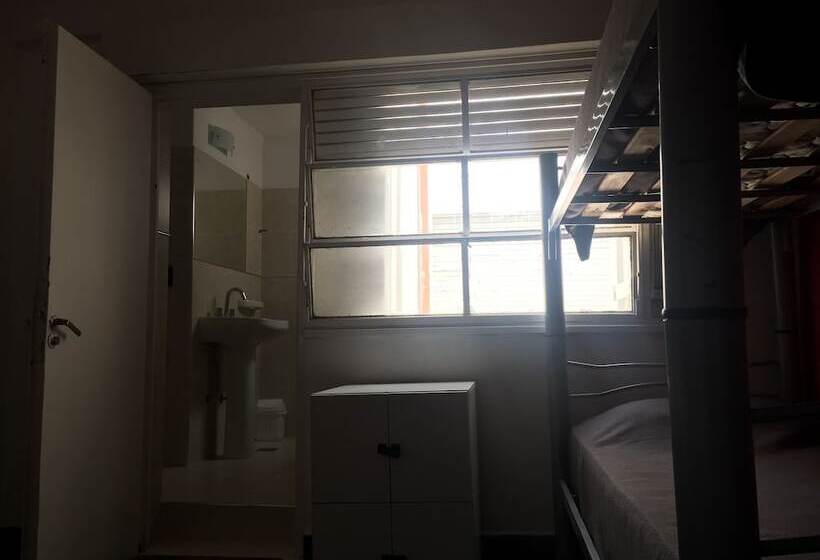 اتاق استاندارد چهار تخته, Link Cordoba Hostel