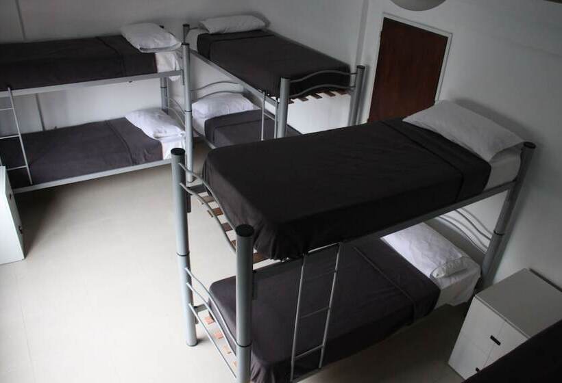 تختخواب در اتاق مشترک, Link Cordoba Hostel