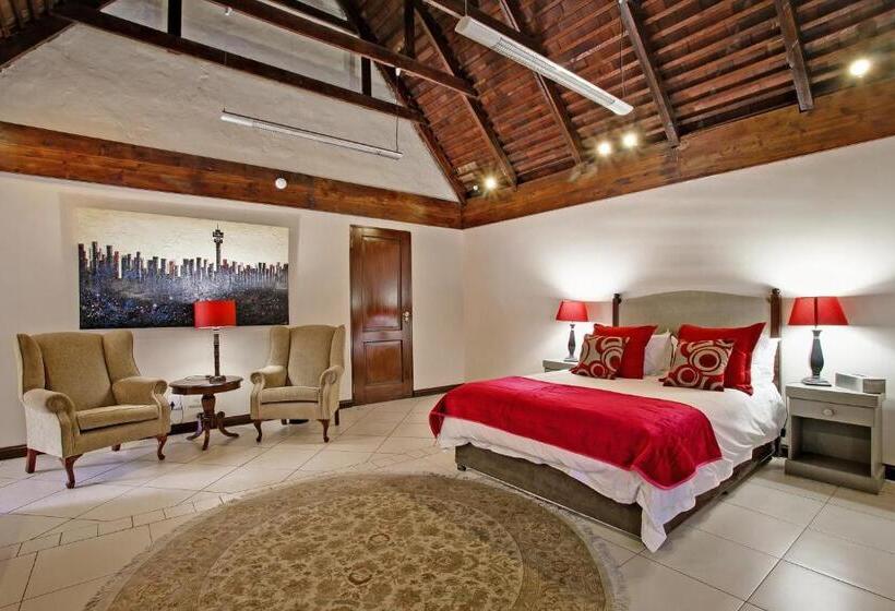 اتاق خانوادگی, No 66 Sandton Lodge