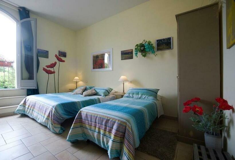 חדר סטנדרט לשלושה עם מרפסת, Homelink Poggibonsi   Sogno D Oro