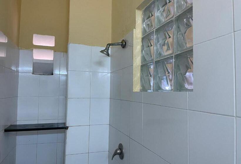 اتاق استاندارد با بالکن, Maasai Resort