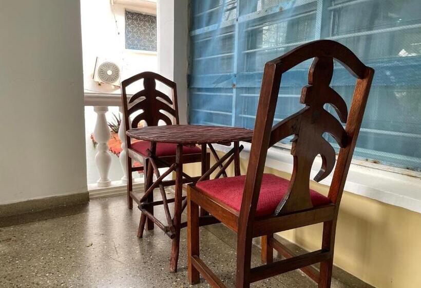 اتاق استاندارد با بالکن, Maasai Resort