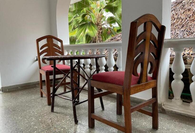 اتاق استاندارد با بالکن, Maasai Resort