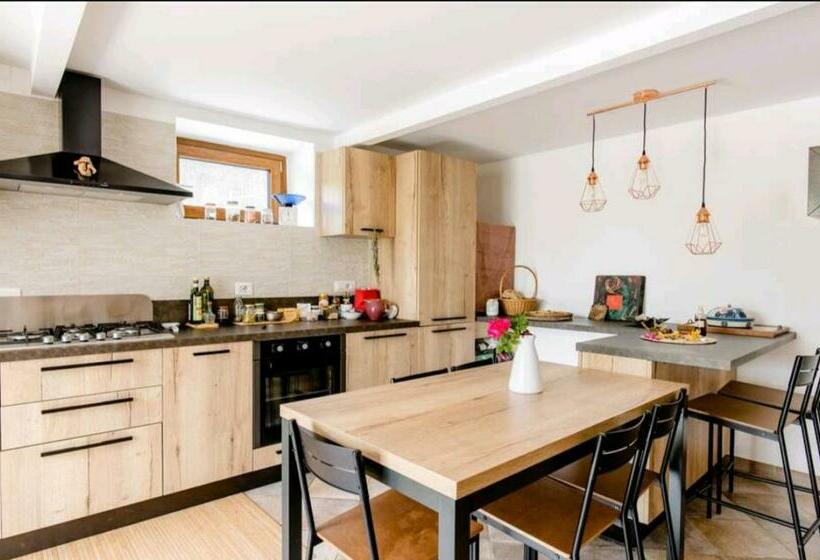 스탠다드 룸, Amrita Rosa