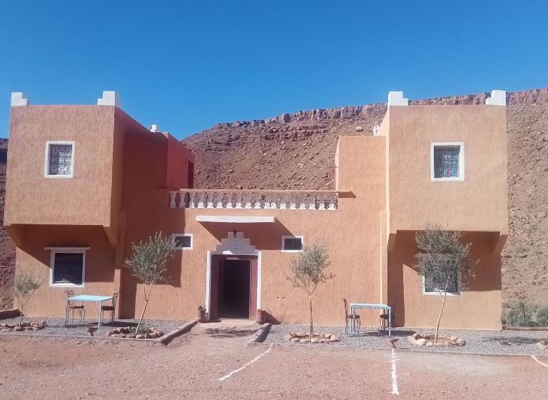 اتاق لوکس چهار تخته, Dar Brahim Tizgui