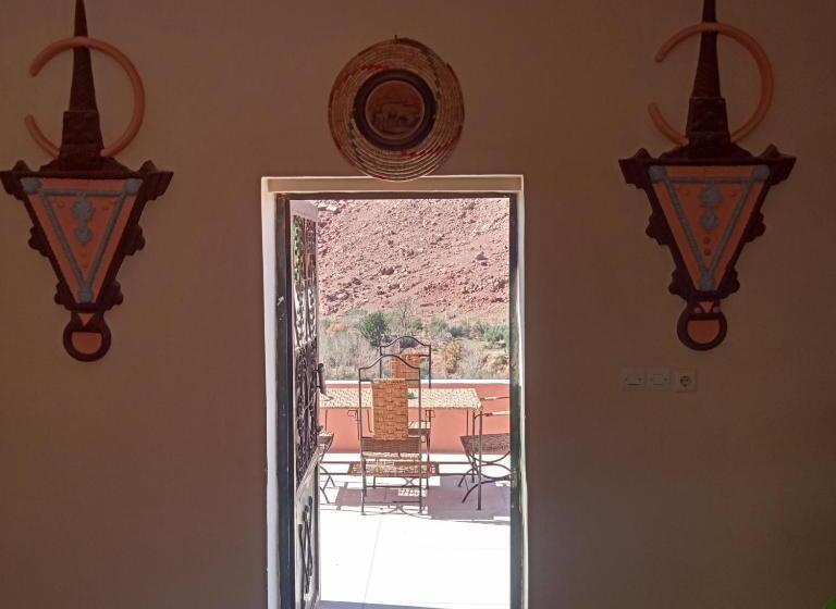 سوییت خانوادگی, Dar Brahim Tizgui