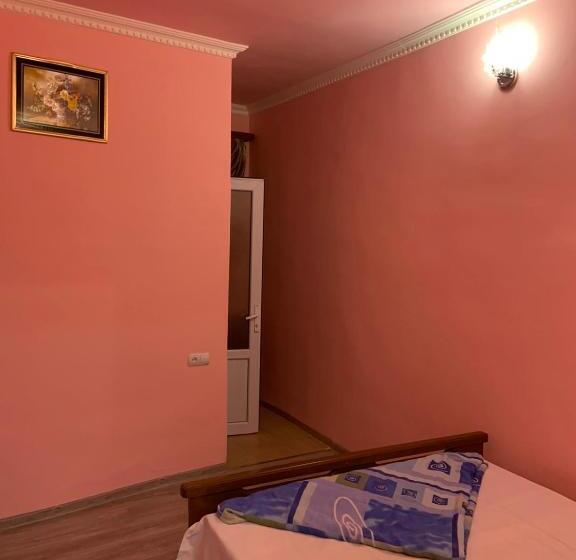 스탠다드 룸, Tnak