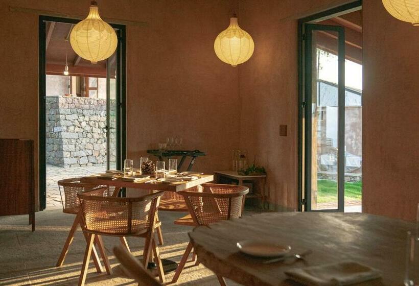 غرفة قياسية سرير كينج, Amaya