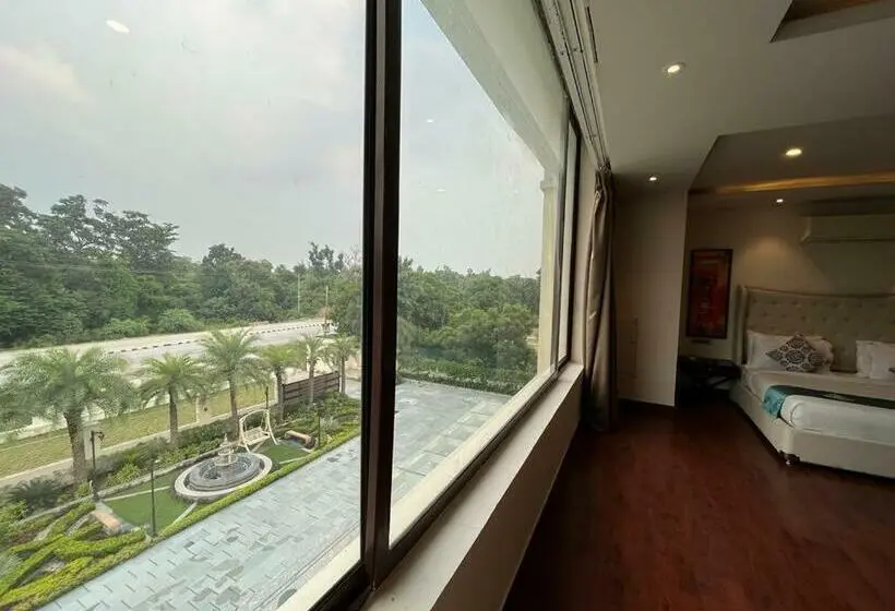 Deluxe-huone, Pinaka Hotels & Resorts