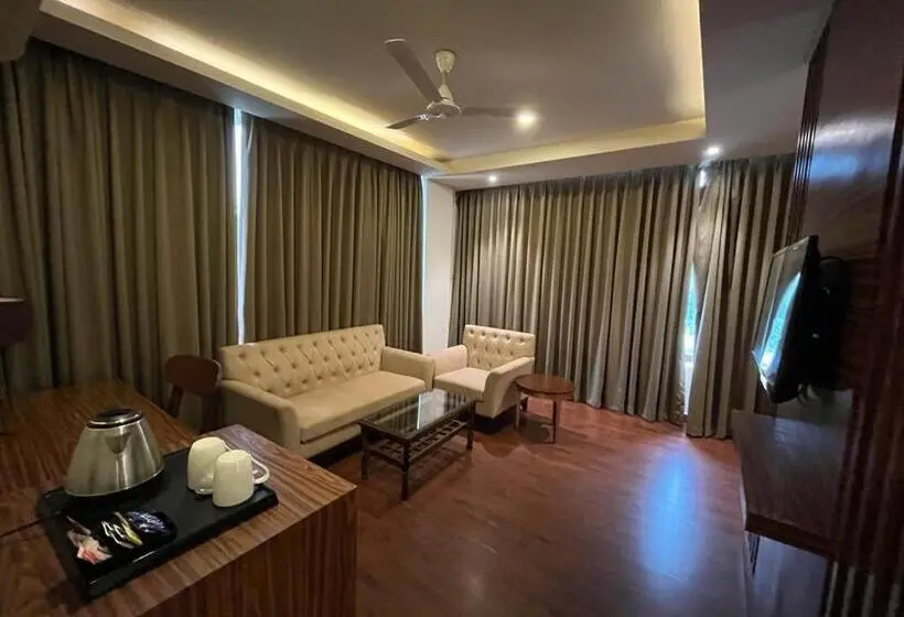 Sviitti, Pinaka Hotels & Resorts