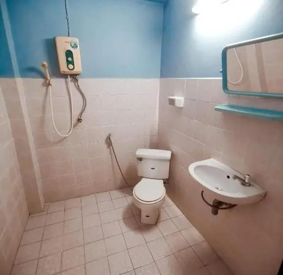 スタンダードトリプルルーム, Sabaydee Guesthouse