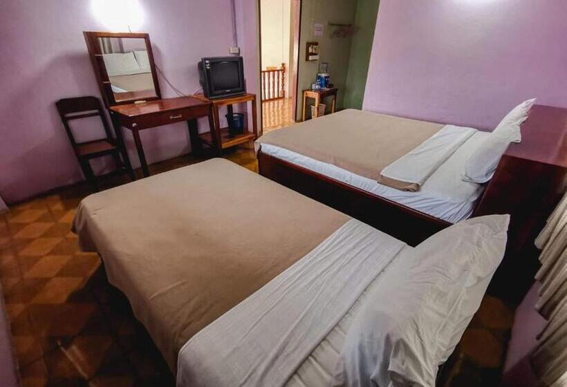 غرفة قياسية ثلاثية, Sabaydee Guesthouse