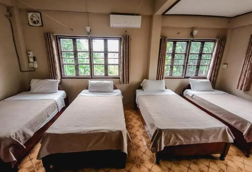 スタンダード４人部屋, Sabaydee Guesthouse