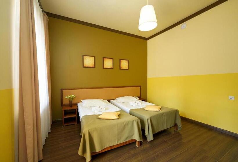 스탠다드 발코니 룸, Sochut Resort Stepanavan