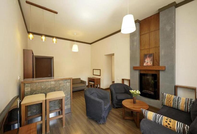 标准间带阳台, Sochut Resort Stepanavan