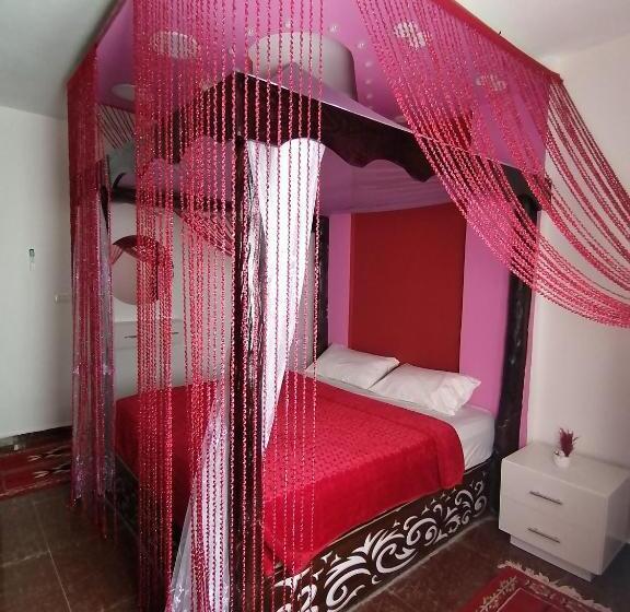 اتاق استاندارد با سرویس بهداشتی مشترک, Petra Paradise Home