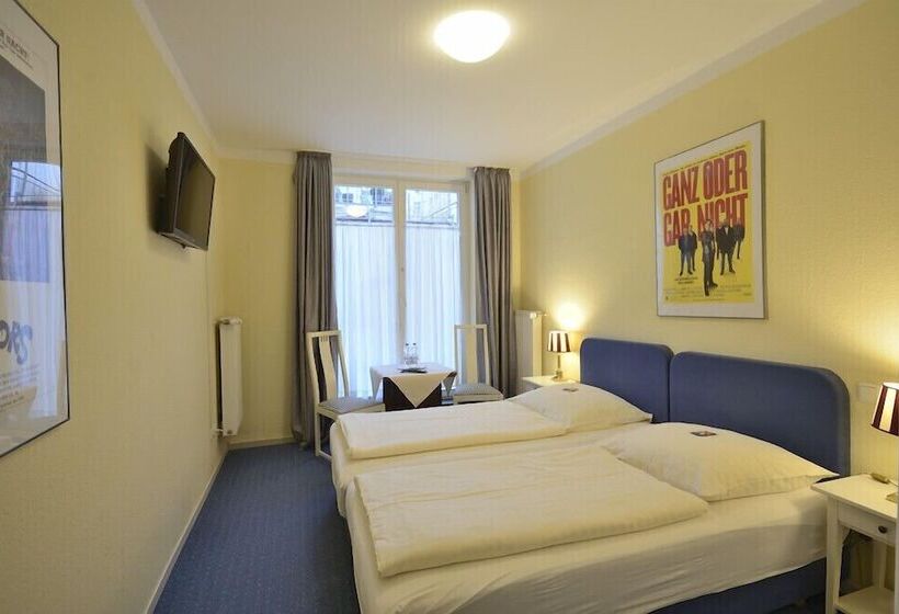 标准间, Alpha Hotel Garni