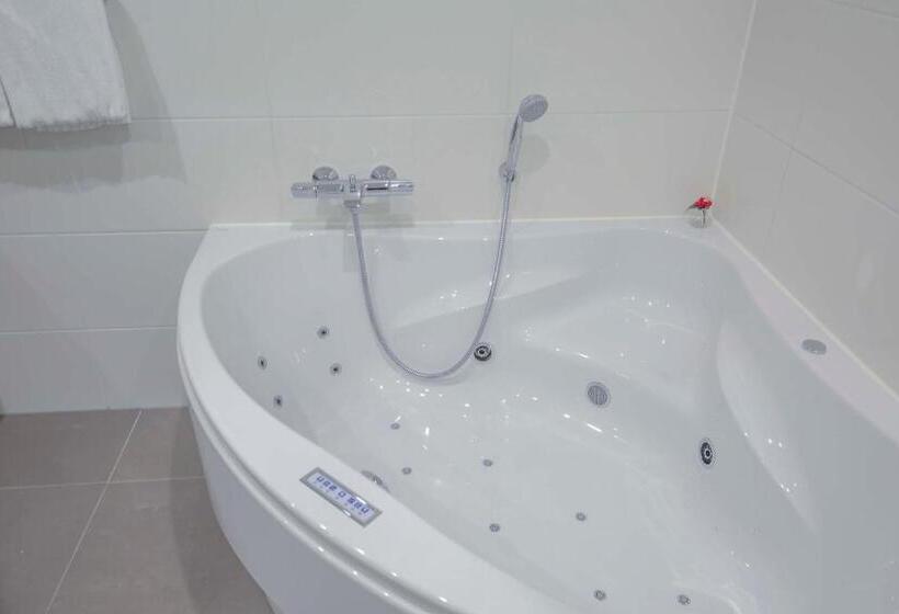 سوئیت با وان آب گرم, Fletcher Hotel Restaurant De Wageningsche Berg