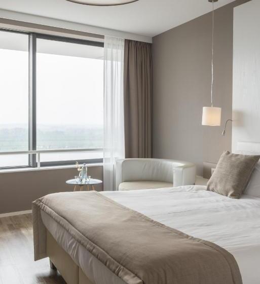 اتاق خانوادگی, Fletcher Hotel Restaurant De Wageningsche Berg