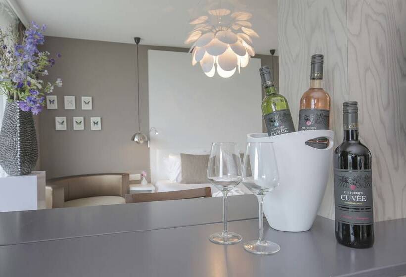 סוויטת דלוקס עם נוף לנהר, Fletcher Hotel Restaurant De Wageningsche Berg