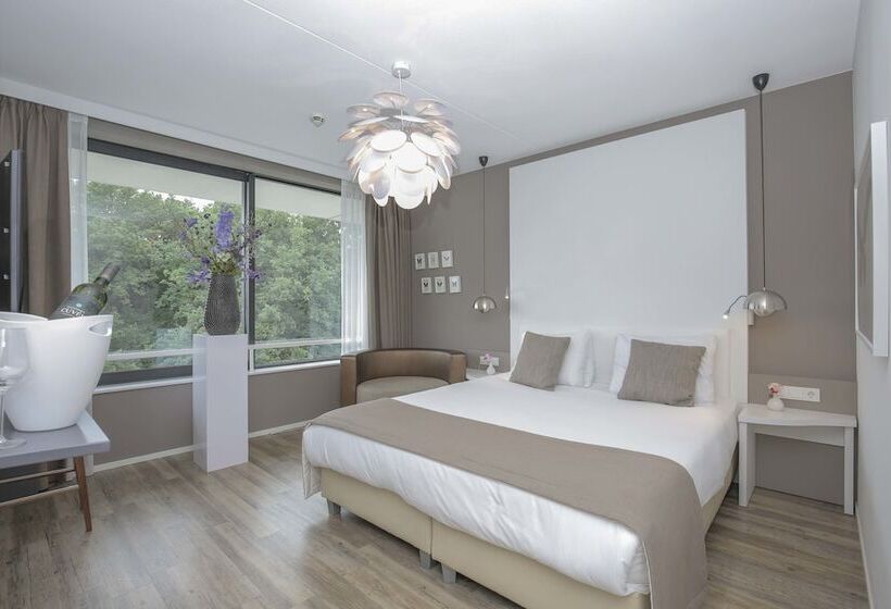 סוויטת דלוקס עם נוף לנהר, Fletcher Hotel Restaurant De Wageningsche Berg