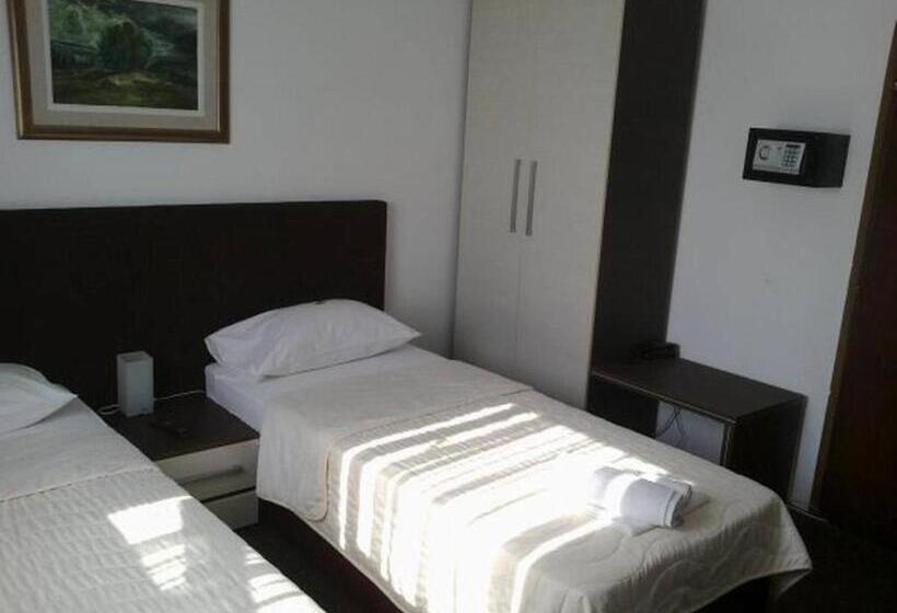 اتاق استاندارد, Gros Hotel   Leskovac