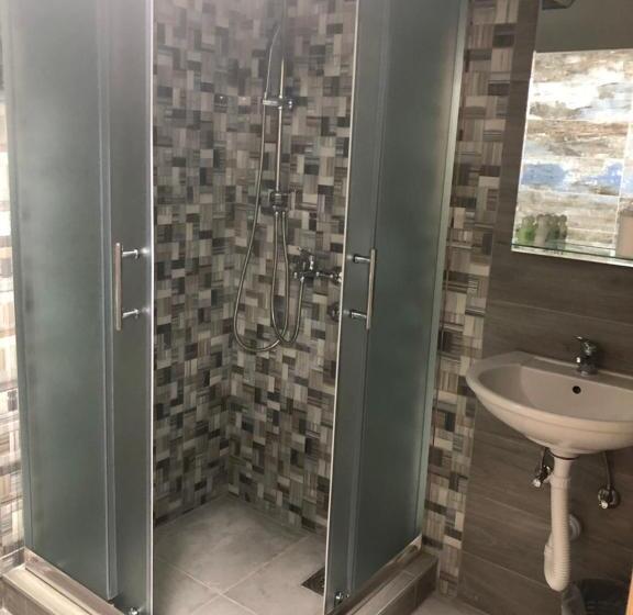 اتاق استاندارد, Gros Hotel   Leskovac