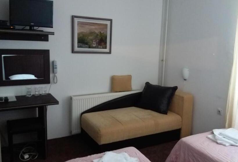 اتاق استاندارد, Gros Hotel   Leskovac