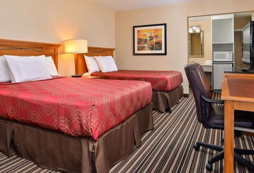 Номер Стандарт 2 Двуспальные Кровати, Econo Lodge