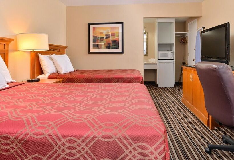 2ダブルベッドのスタンダードルーム, Econo Lodge