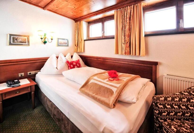 标准单人间, Haldenhof