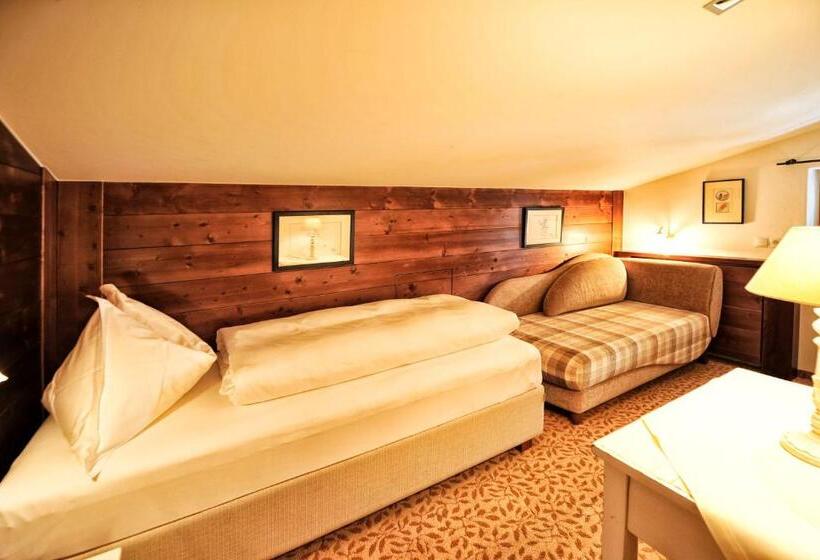 家庭间, Haldenhof