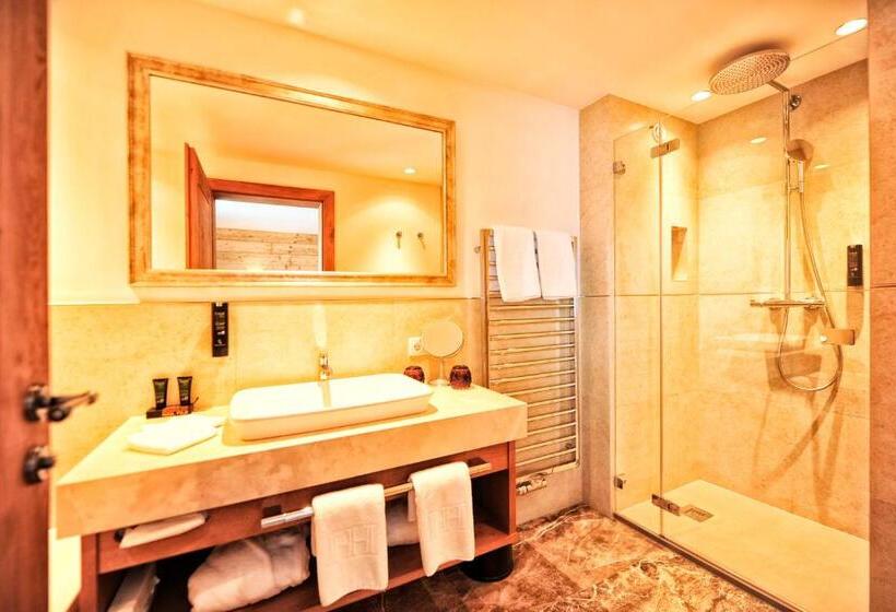 舒适的小型套房, Haldenhof