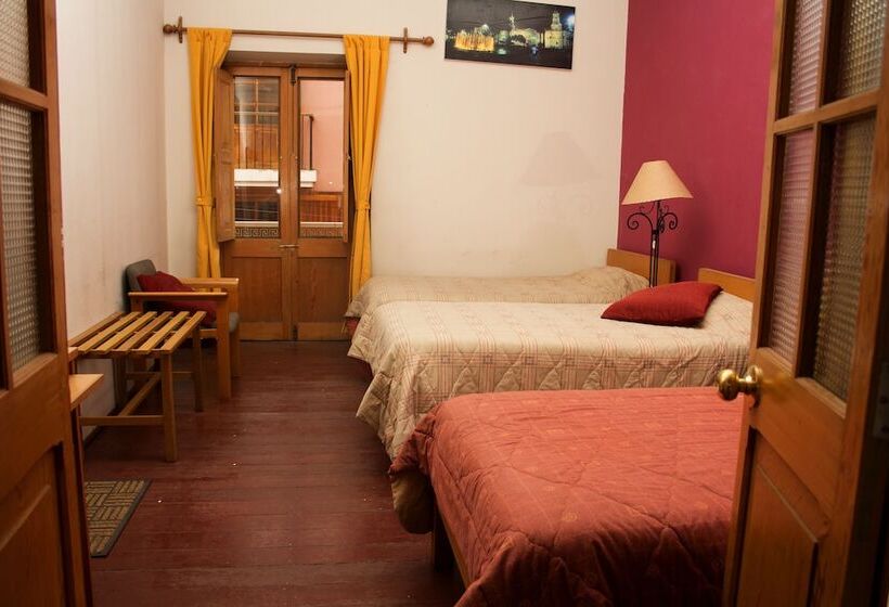 スタンダードトリプルルーム, Posada Nueva Espana