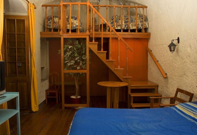 スタンダード４人部屋, Posada Nueva Espana