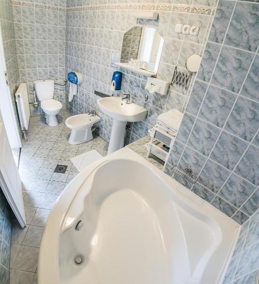 带1个卧室的舒适公寓, Silver