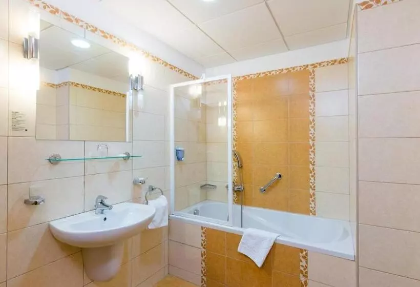 バルコニー付きスタンダードルーム, Szalajka Liget Hotel és Apartmanházak