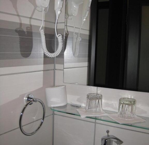 テラス付スーペリアルーム, Uno